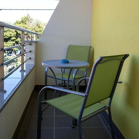 Nemira Sunny Apartments オミシュ 部屋 写真